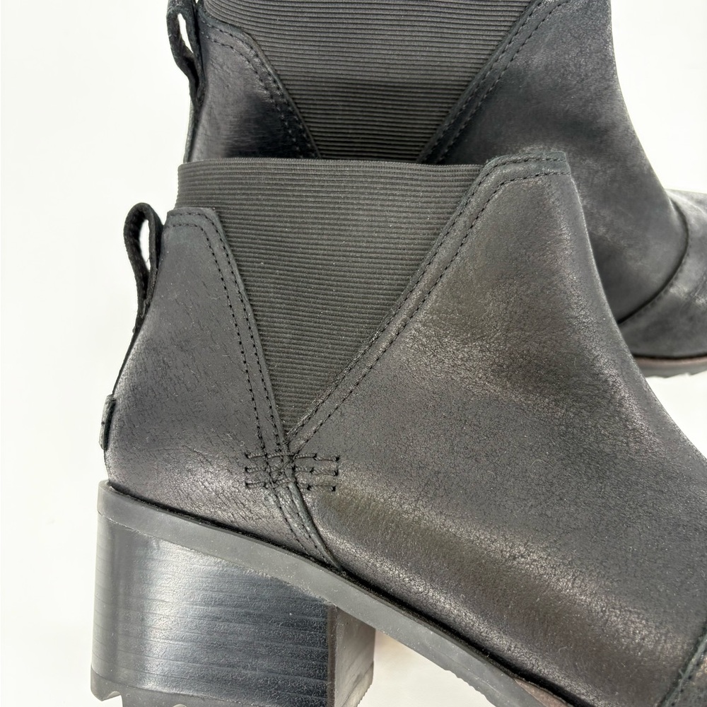 Sorel Women's Cate Chelsea Waterproof Bootie - Picture 8 of 14
